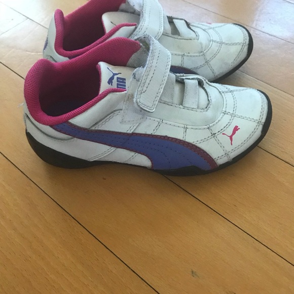 Puma toddler shoes size 10 - Picture 2 of 3